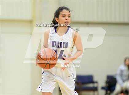 Thumbnail 3 in Warren vs. Taft photogallery.
