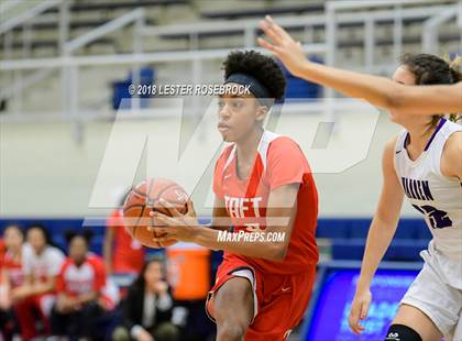 Thumbnail 3 in Warren vs. Taft photogallery.