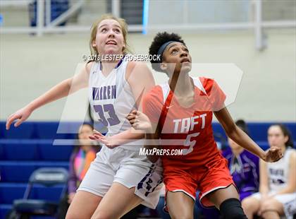 Thumbnail 2 in Warren vs. Taft photogallery.