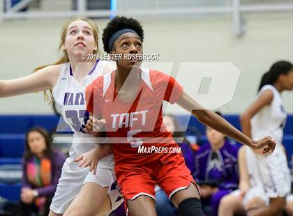 Thumbnail 3 in Warren vs. Taft photogallery.