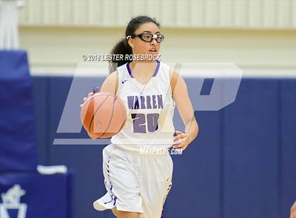 Thumbnail 3 in Warren vs. Taft photogallery.