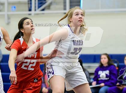 Thumbnail 2 in Warren vs. Taft photogallery.