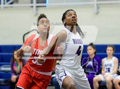 Thumbnail 1 in Warren vs. Taft photogallery.