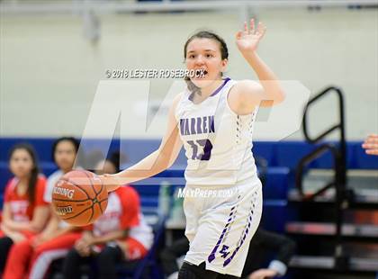 Thumbnail 3 in Warren vs. Taft photogallery.