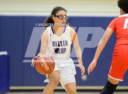 Thumbnail 1 in Warren vs. Taft photogallery.