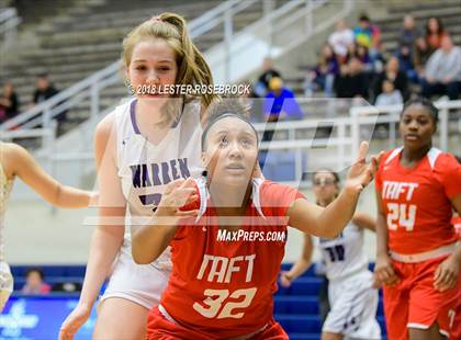 Thumbnail 1 in Warren vs. Taft photogallery.