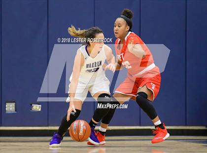 Thumbnail 3 in Warren vs. Taft photogallery.