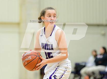 Thumbnail 2 in Warren vs. Taft photogallery.