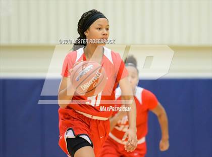 Thumbnail 2 in Warren vs. Taft photogallery.