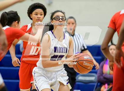 Thumbnail 1 in Warren vs. Taft photogallery.