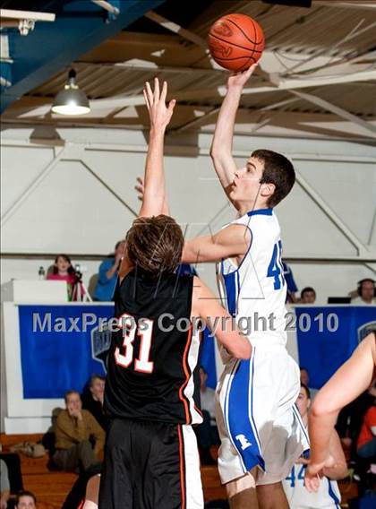 Thumbnail 2 in Ryle @ Highlands photogallery.