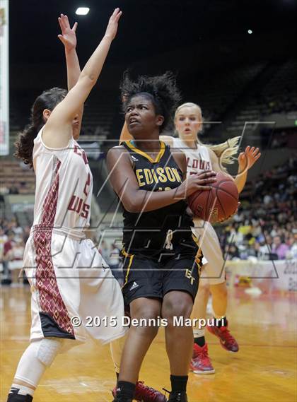 Thumbnail 3 in Clovis West vs. Edison (CIF Central - D1 Girls Final) photogallery.