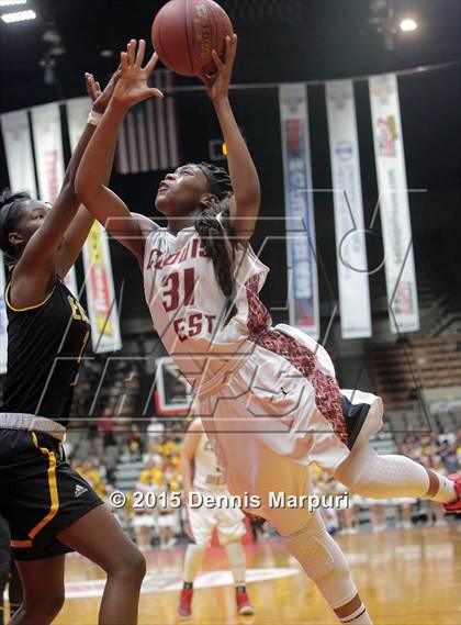 Thumbnail 3 in Clovis West vs. Edison (CIF Central - D1 Girls Final) photogallery.