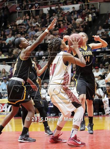 Thumbnail 3 in Clovis West vs. Edison (CIF Central - D1 Girls Final) photogallery.