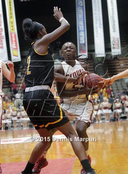 Thumbnail 2 in Clovis West vs. Edison (CIF Central - D1 Girls Final) photogallery.