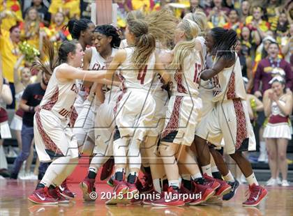Thumbnail 2 in Clovis West vs. Edison (CIF Central - D1 Girls Final) photogallery.