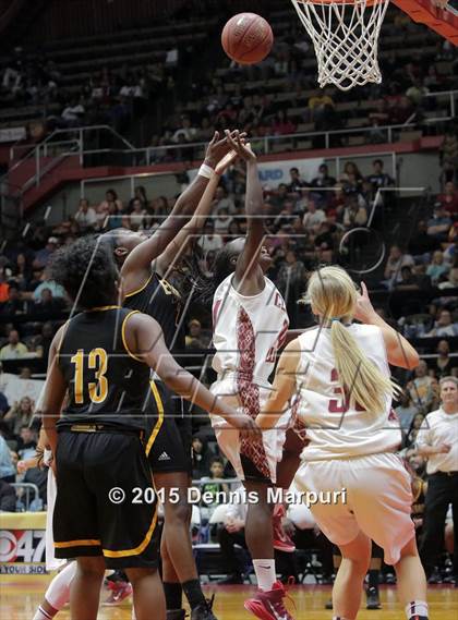 Thumbnail 1 in Clovis West vs. Edison (CIF Central - D1 Girls Final) photogallery.
