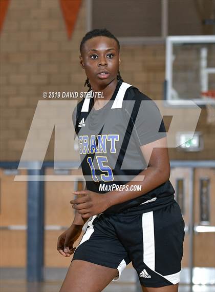 Thumbnail 1 in Grant vs. Ponderosa (Rob Jones Classic) photogallery.