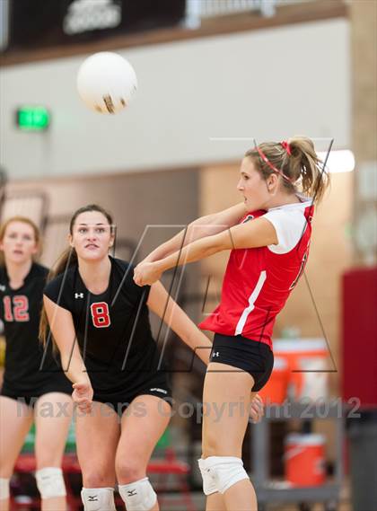 Thumbnail 3 in Parker vs Santa Fe Christian (CIF SDS D4 Final) photogallery.