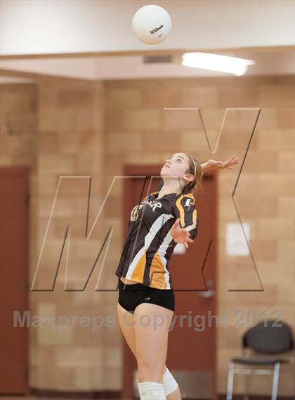 Thumbnail 2 in Parker vs Santa Fe Christian (CIF SDS D4 Final) photogallery.