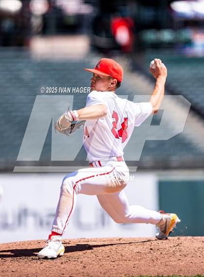 Thumbnail 3 in Newark Memorial vs James Logan (Oracle Park) photogallery.