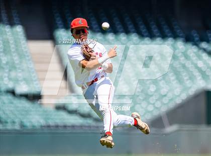 Thumbnail 2 in Newark Memorial vs James Logan (Oracle Park) photogallery.