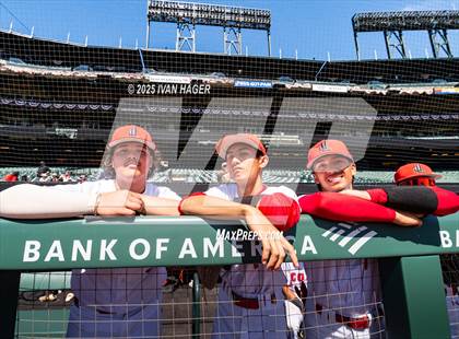 Thumbnail 3 in Newark Memorial vs James Logan (Oracle Park) photogallery.
