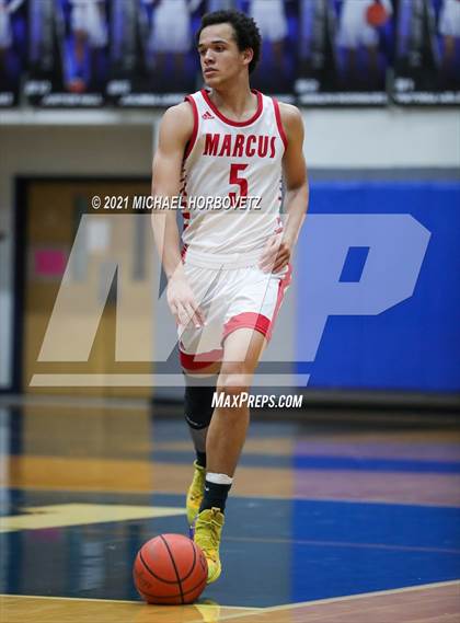 Thumbnail 1 in Marcus vs. Richardson (UIL 6A Area Playoff) photogallery.