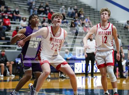 Thumbnail 3 in Marcus vs. Richardson (UIL 6A Area Playoff) photogallery.