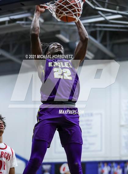 Thumbnail 1 in Marcus vs. Richardson (UIL 6A Area Playoff) photogallery.