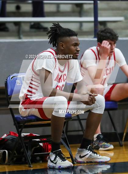 Thumbnail 2 in Marcus vs. Richardson (UIL 6A Area Playoff) photogallery.