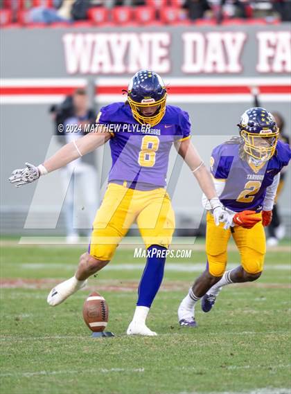 Thumbnail 2 in Tarboro vs. Corvian Community (NCHSAA 1A Final) photogallery.