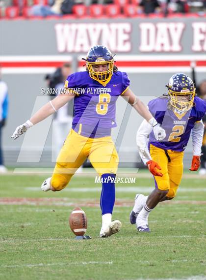 Thumbnail 1 in Tarboro vs. Corvian Community (NCHSAA 1A Final) photogallery.