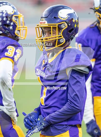 Thumbnail 2 in Tarboro vs. Corvian Community (NCHSAA 1A Final) photogallery.