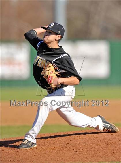 Thumbnail 3 in Rider vs Irving (Rawlings Lake Cities Classic) photogallery.