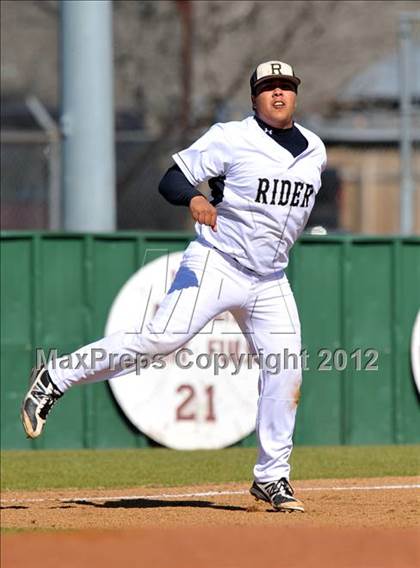 Thumbnail 1 in Rider vs Irving (Rawlings Lake Cities Classic) photogallery.