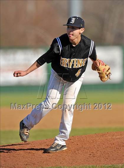Thumbnail 1 in Rider vs Irving (Rawlings Lake Cities Classic) photogallery.