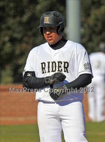 Thumbnail 3 in Rider vs Irving (Rawlings Lake Cities Classic) photogallery.