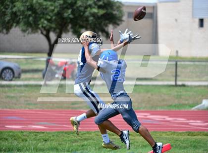 Thumbnail 3 in Jay @ O'Connor (B - Team) photogallery.