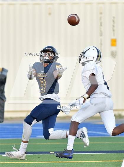 Thumbnail 3 in Burbank @ Inderkum photogallery.
