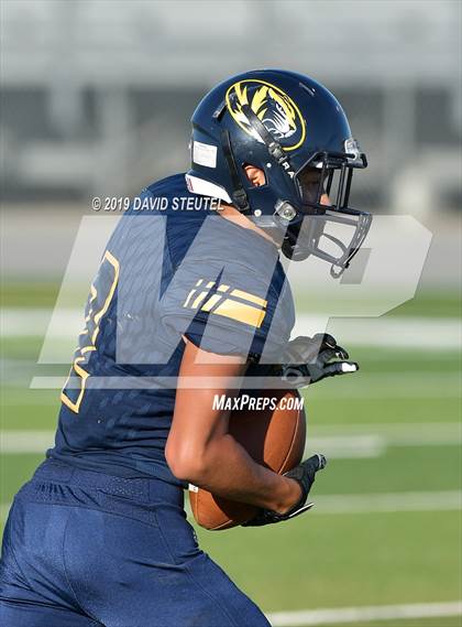 Thumbnail 1 in Burbank @ Inderkum photogallery.