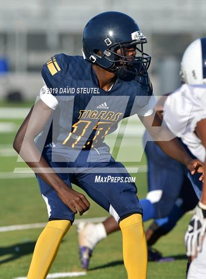 Thumbnail 2 in Burbank @ Inderkum photogallery.