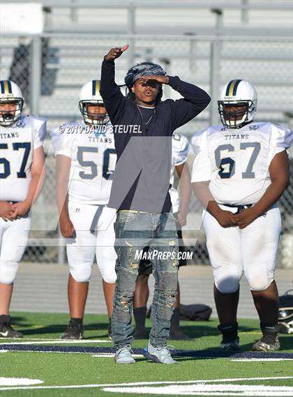 Thumbnail 1 in Burbank @ Inderkum photogallery.