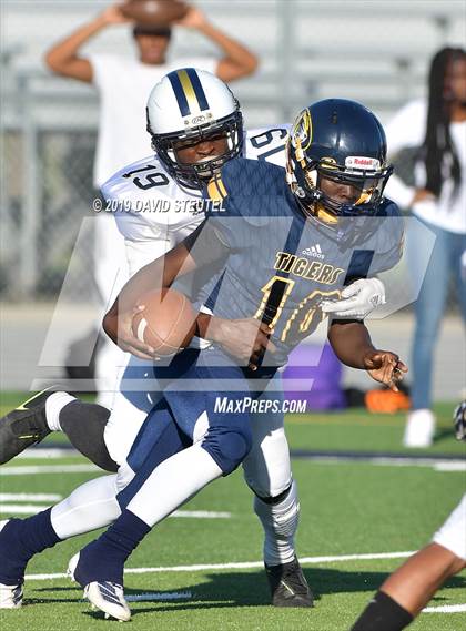 Thumbnail 2 in Burbank @ Inderkum photogallery.