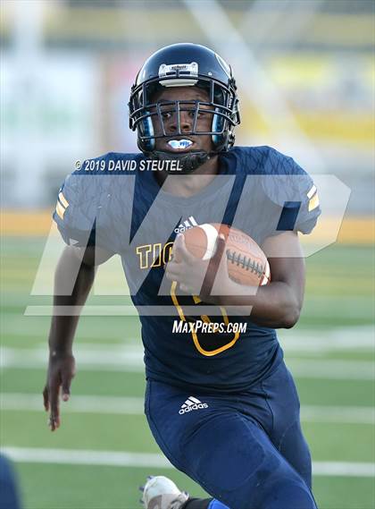 Thumbnail 1 in Burbank @ Inderkum photogallery.