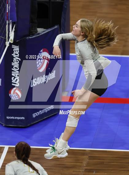 Thumbnail 2 in Platte Valley vs. Manitou Springs (CHSAA 3A 3rd Round) photogallery.