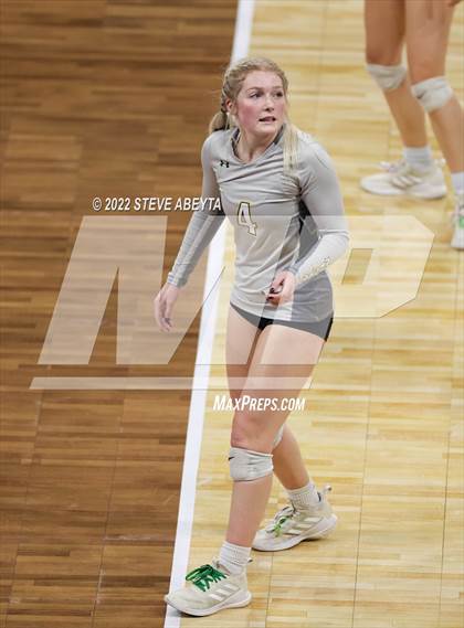 Thumbnail 3 in Platte Valley vs. Manitou Springs (CHSAA 3A 3rd Round) photogallery.