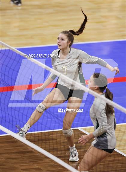 Thumbnail 1 in Platte Valley vs. Manitou Springs (CHSAA 3A 3rd Round) photogallery.