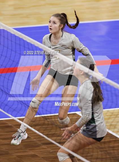 Thumbnail 2 in Platte Valley vs. Manitou Springs (CHSAA 3A 3rd Round) photogallery.