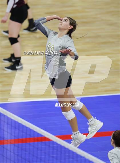 Thumbnail 2 in Platte Valley vs. Manitou Springs (CHSAA 3A 3rd Round) photogallery.
